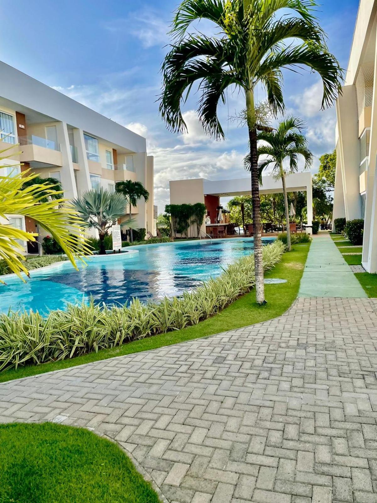 Guarajuba - Porto Smeralda 2 Suites Camaçari Exterior foto
